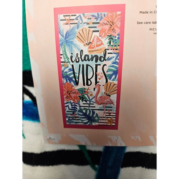Betsey Johnson‎ NWT Beach Towel "Island Vibes" 100% Cotton 36 x 68 - Picture 2 of 6